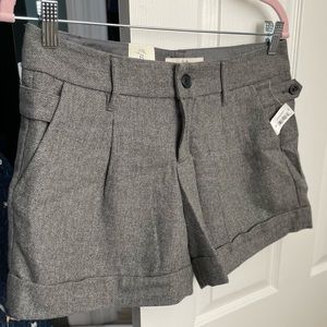 NWT Old Navy Herringbone patterned wool shorts.